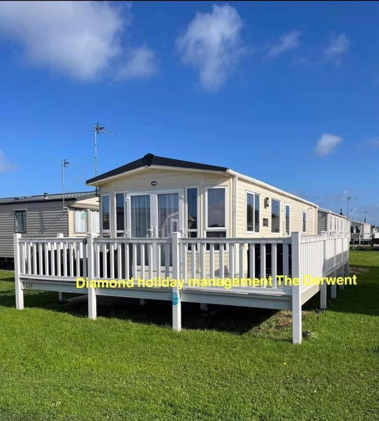 The Derwent Villa Prestatyn Exteriör bild